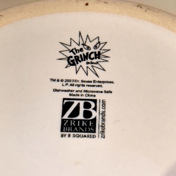 Grinch Coffee Mug 2022 Dr Seuss Enterprises  Zrike Brands - Picture 6 of 6